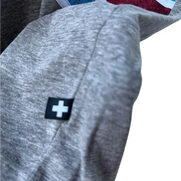 Andrew Christian Men’s Gray Stripe Tank Top Large Athletic Sleeveless Shirt - Picture 3 of 10